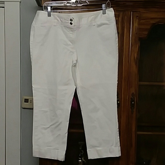 White House Black Market Pants - WHITE HOUSE BLACK MARKET ANKLE PANTS